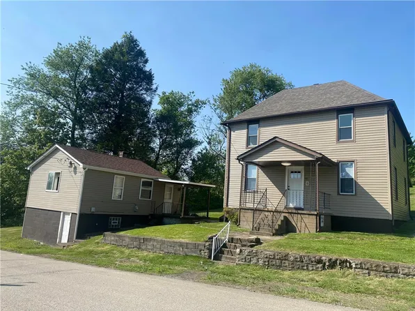 113 Curry Hill Rd, Lemont Furnace, PA 15456