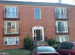 3817 Swann Rd #101