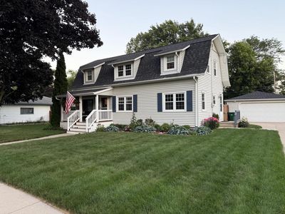 N89W15981 Cleveland AVENUE, Menomonee Falls, WI, 53051