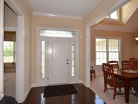 3rd image of 2785 Sawtooth Oak Cir