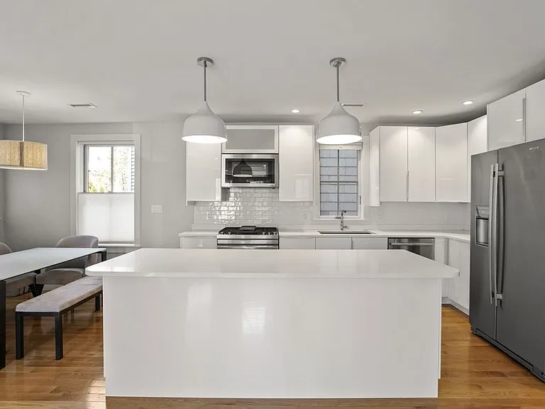 14 Hardwick St #1 — Photo 5