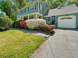 12 Millbrook Rd, Westwood, MA 02090