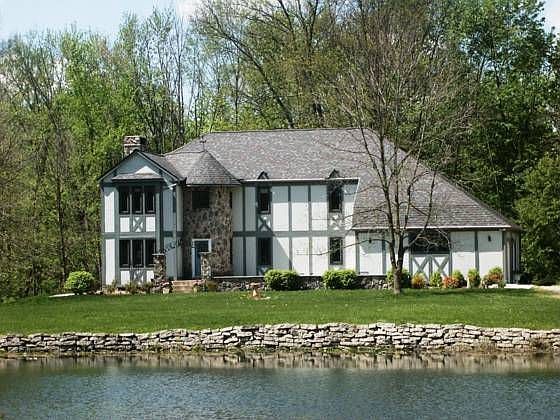 1st image of 8261 Huron River Dr