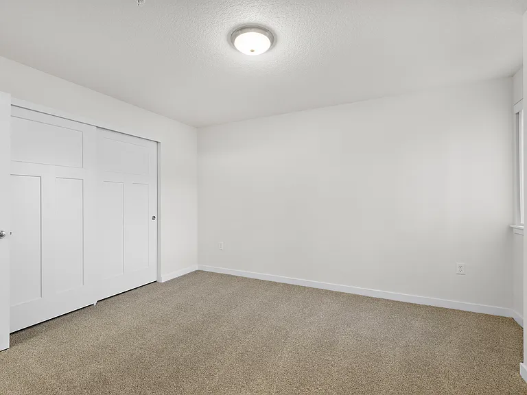 Norton Landing Apartments — Photo 57