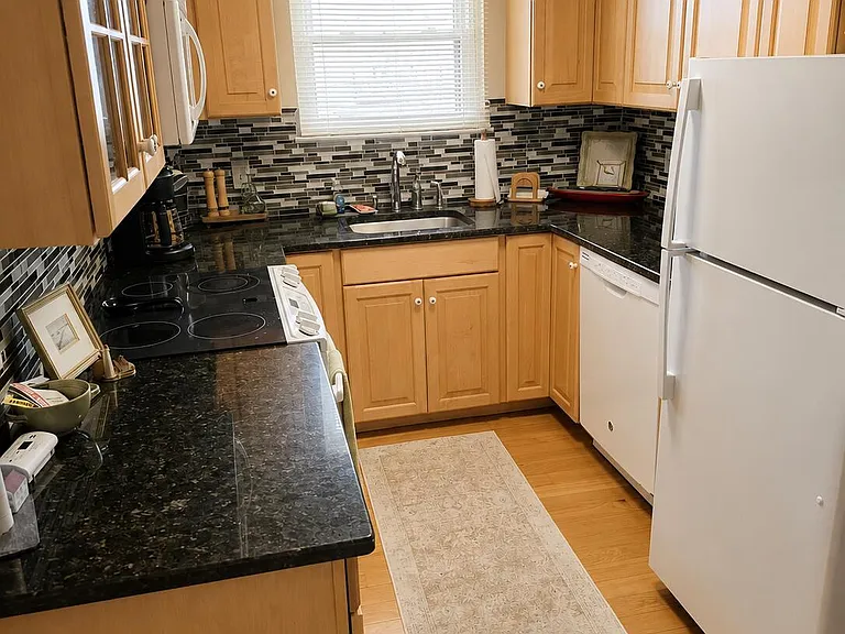109 Wharfside Dr — Photo 5