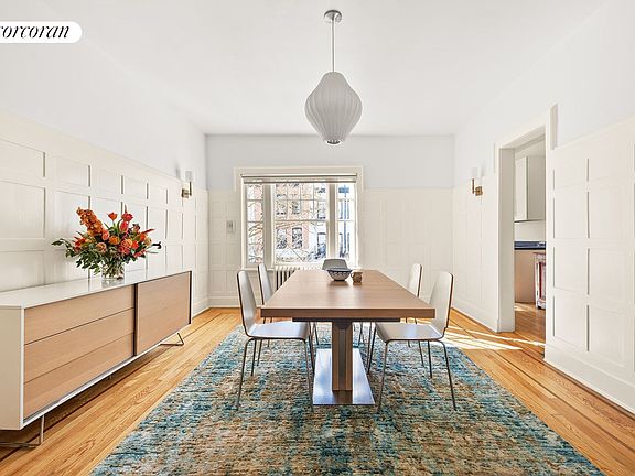 2nd image of 624A 3rd St Floor 2