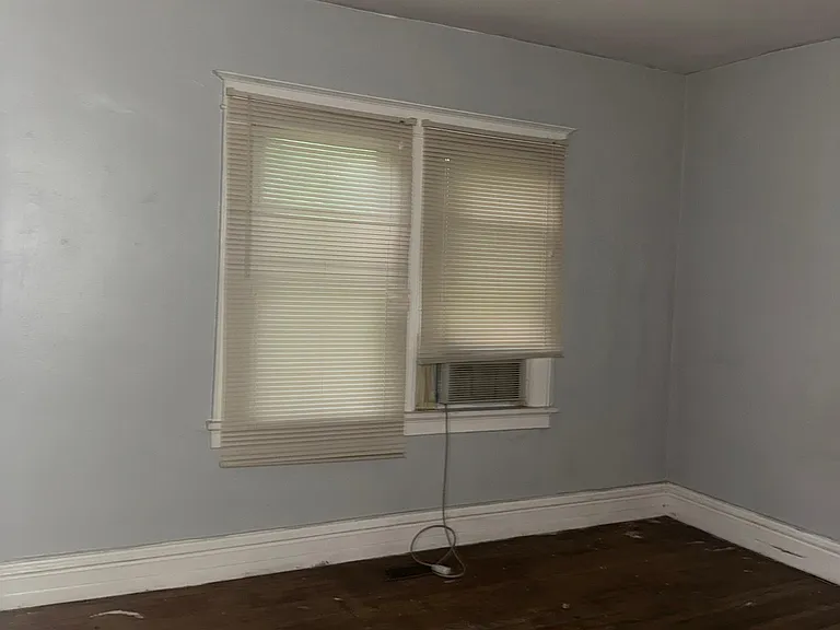 3738 Sylvan Pl — Photo 25