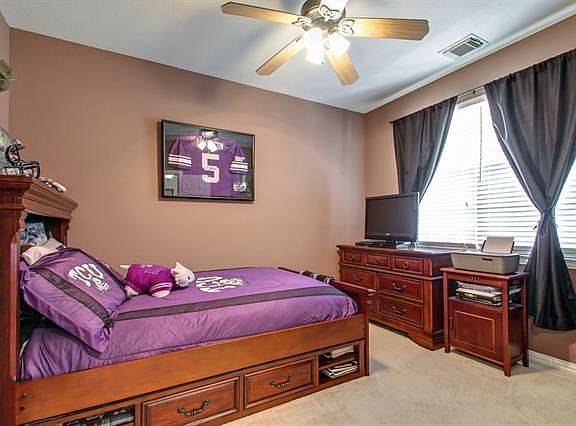 3rd image of 2709 Fordham Ct