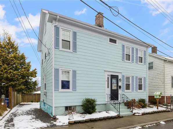 5 Byrnes St, Newport, RI 02840
