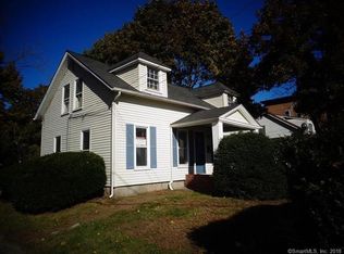 54 Prospect St, Moosup, CT 06354