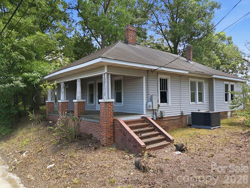 1st image of 310 E Church St