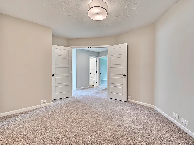 2307 Piazza Rdg — Photo 20