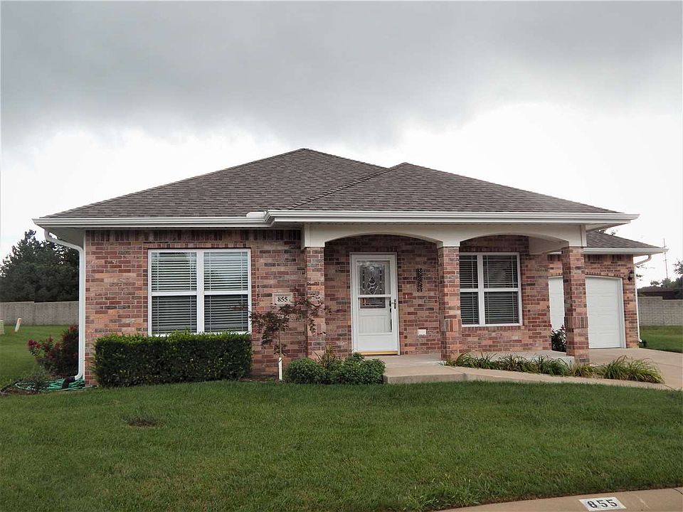 1st image of 855 E Tee Ct