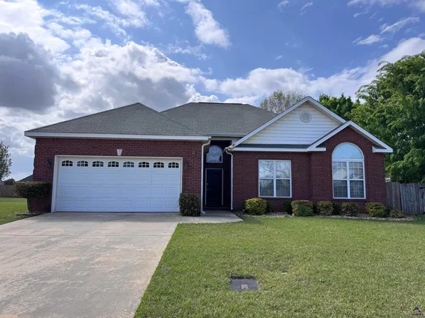 104 Sir Patrick Way, Warner Robins, GA 31088