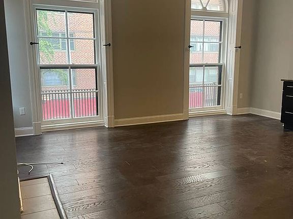5th image of 115 S 21st St APT 203