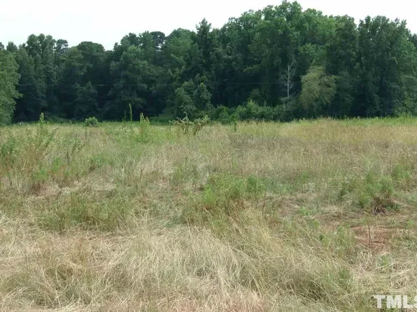 1306 Hockaday Rd, Four Oaks, NC 27524