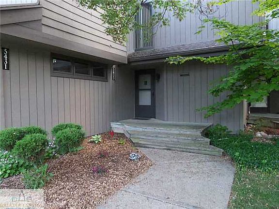 2nd image of 5433 Wild Oak Dr