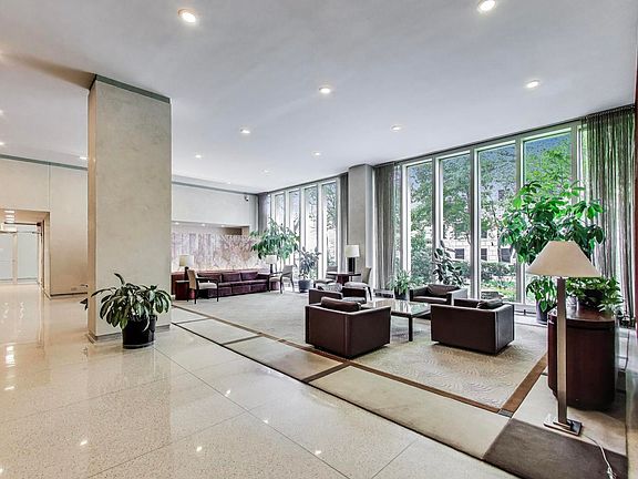 3rd image of 3550 N Lake Shore Dr APT 519