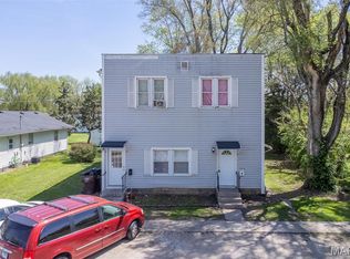 836 S Chestnut St, Litchfield, IL 62056