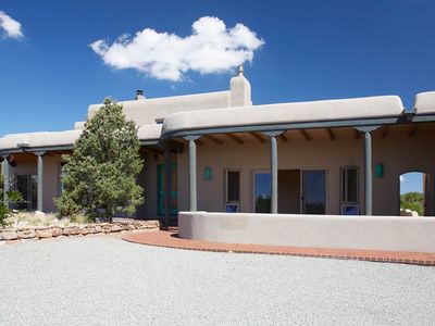 33 Copper Trl, Santa Fe, NM, 87508