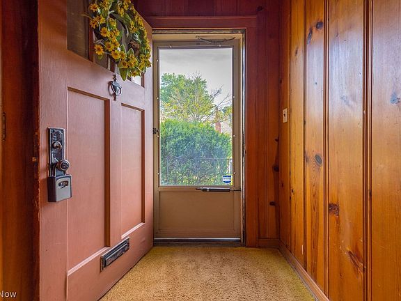 5th image of 17311 Westdale Ave