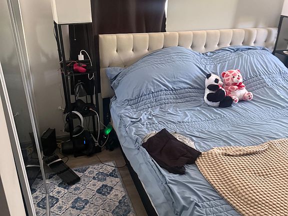 5th image of 4863 Pepperwood Ave Unit C