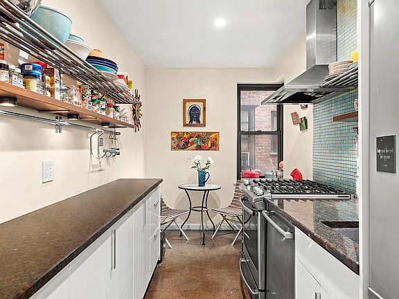 3rd image of 34-40 78th St #3F