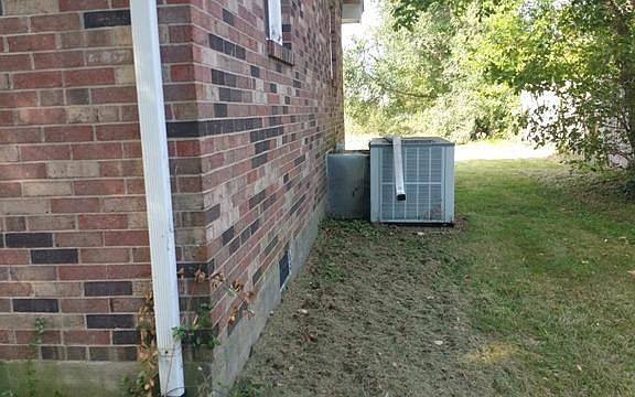 2nd image of 324 Dunbar Ln