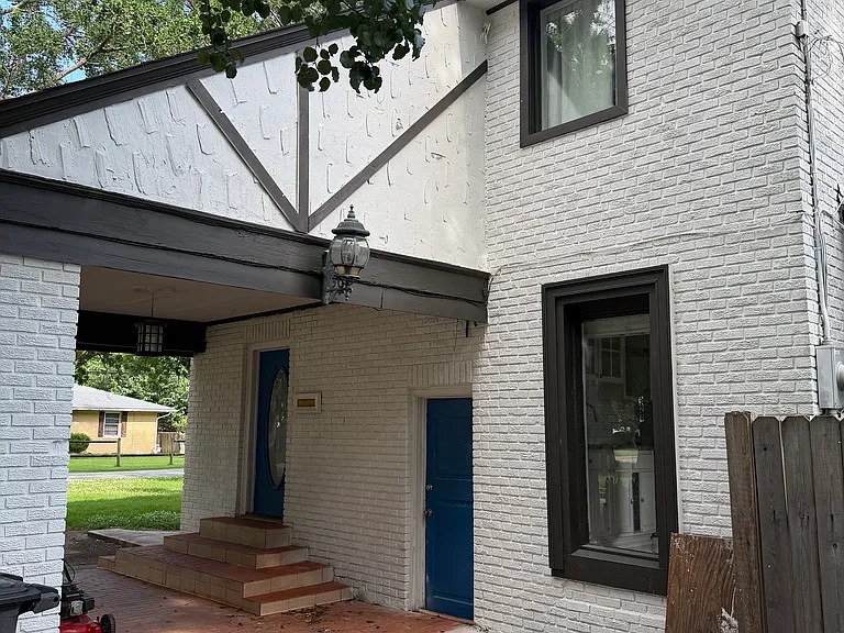 5316 S Quincy Ave — Photo 2
