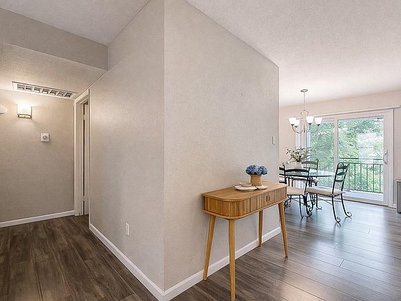 4th image of 4159 Steck Ave Unit 255