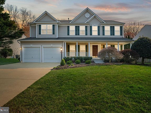 3rd image of 5873 Fincastle Dr
