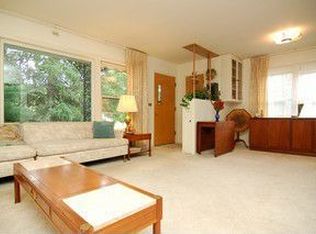 1420 Cavell Ave, Highland Park, IL 60035