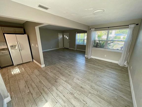 4th image of 1277 Seminole St