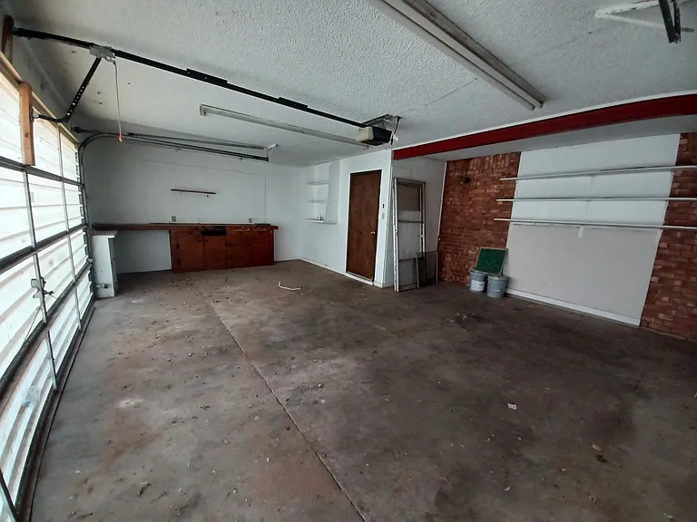 1293 Colonial Pkwy — Photo 18