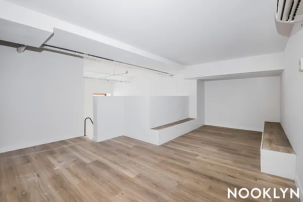 Rented by Nooklyn NYC LLC | media 79