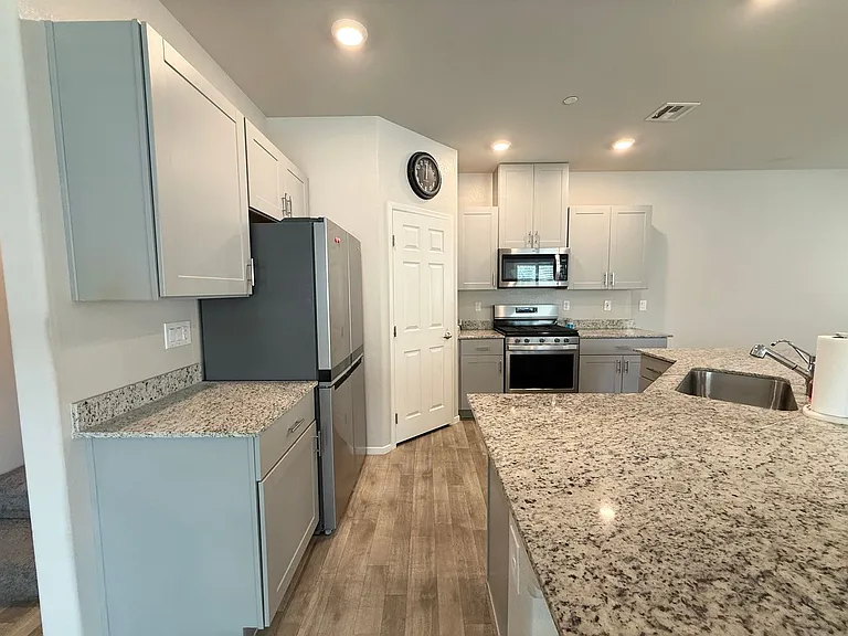 4640 Fuchsia Nights Ave #103 — Photo 4