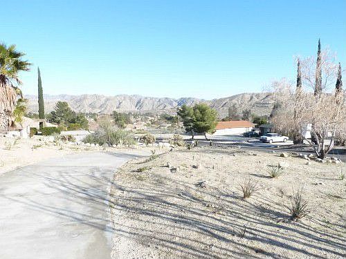 3rd image of 49020 Hibiscus Dr