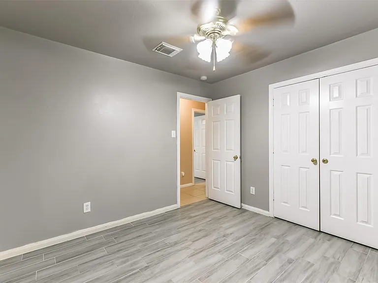 8322 Kingsbridge Meadow Dr — Photo 13