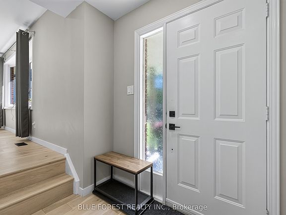 2nd image of 32 Meadowview Rd