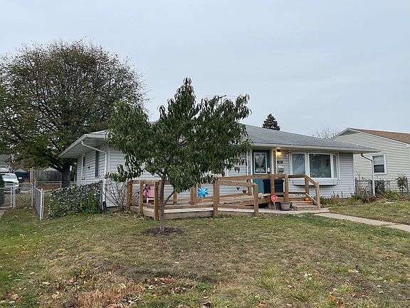 3rd image of 1621 Sherwood Ave
