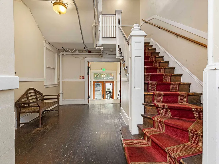 The Winston — Photo 25