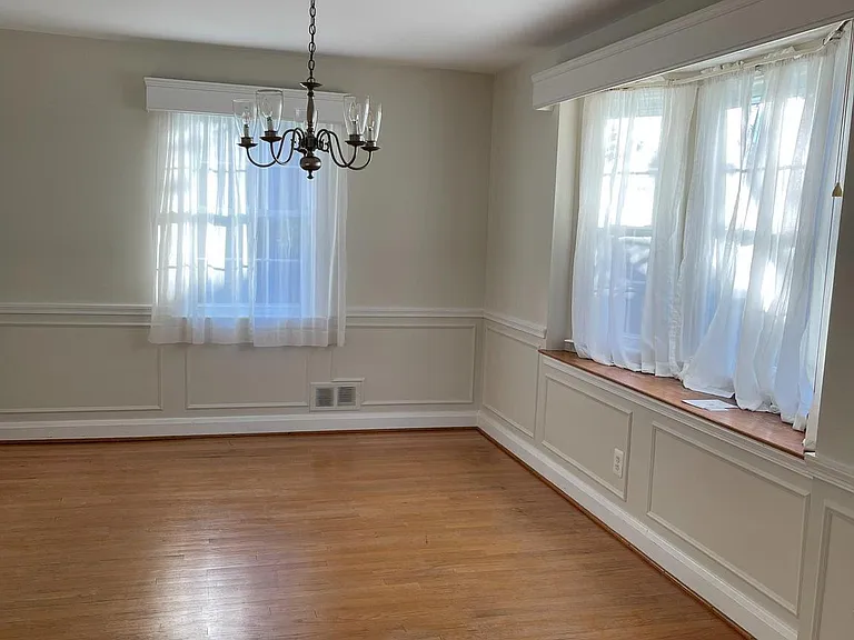 345 Old Trail Rd — Photo 8