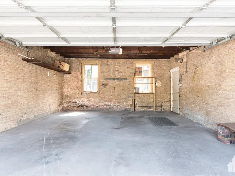 3710 N Damen Ave #1 — Photo 27