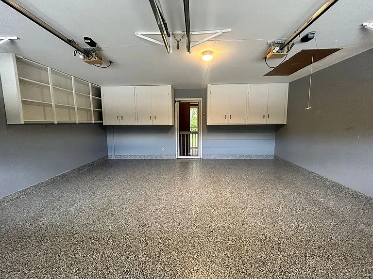 6820 Harvest Rd — Photo 42