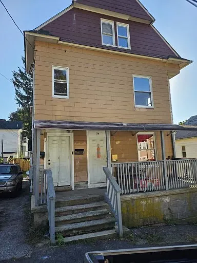 74 Branch St