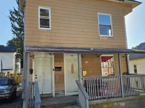74 Branch St, Waterbury, CT 06704