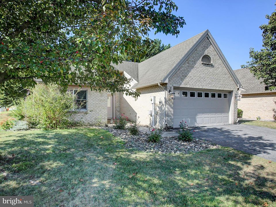 1st image of 1200 Brandon Dr