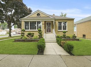 3548 Cuyler Ave, Berwyn, IL 60402