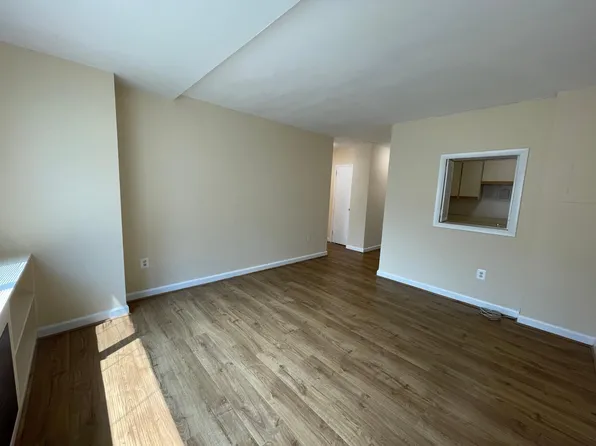 1021 Arlington Blvd, Arlington, VA