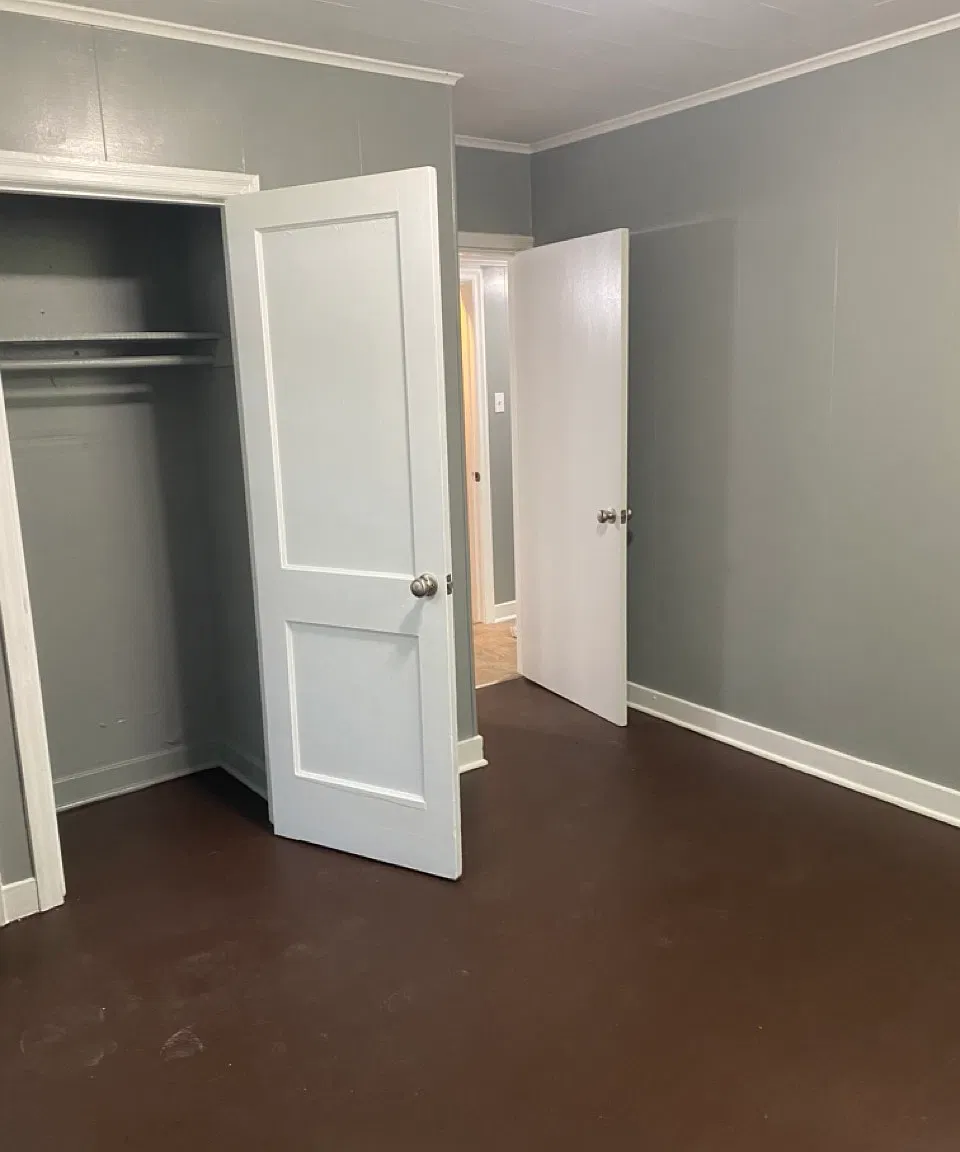 2830 Little St — Photo 3
